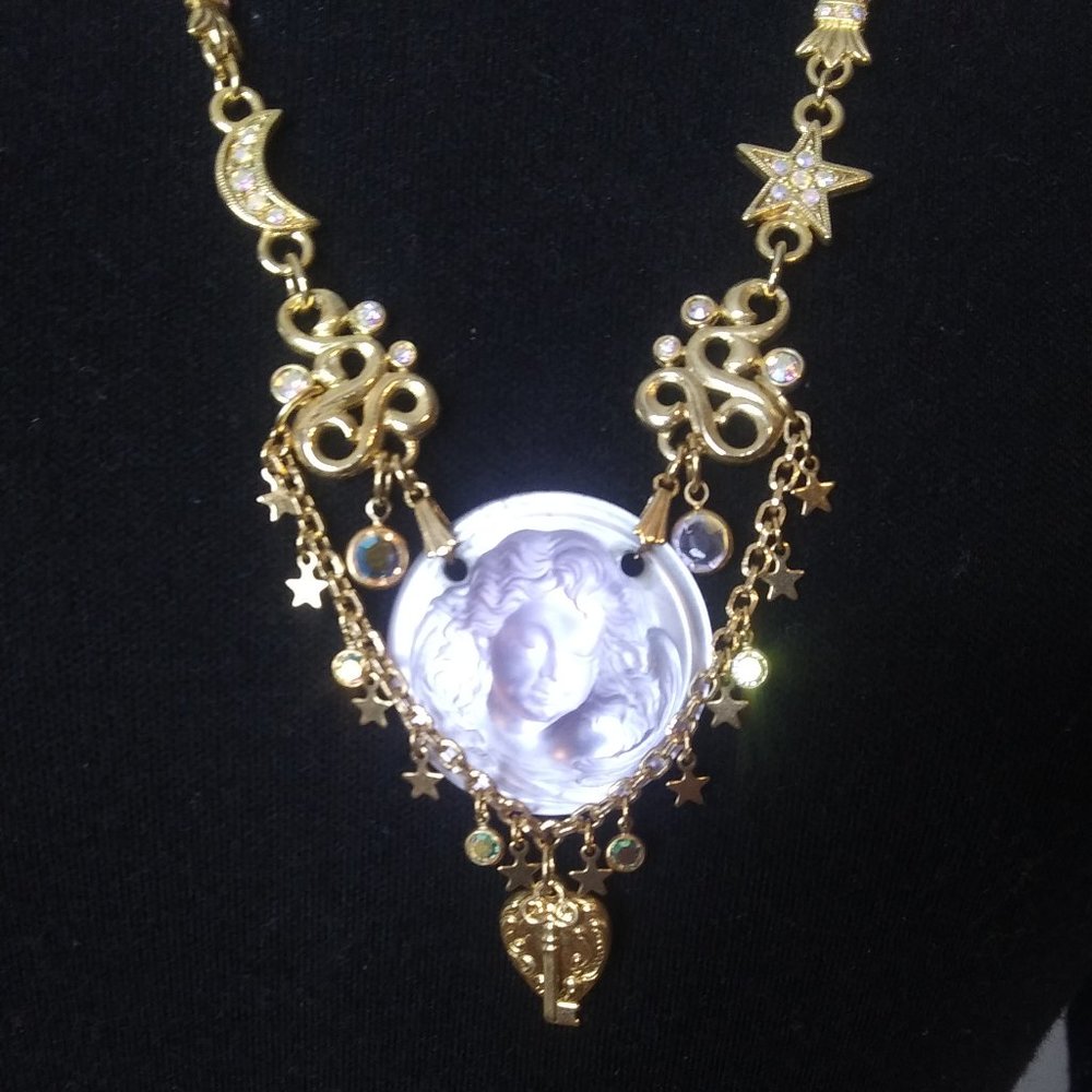 Kirks Folly Dream Angel Necklace Lavender raised cameo stars moon ethereal Flaws - Picture 4 of 16